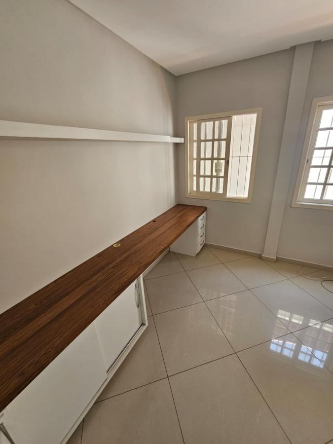 Casa à venda com 3 quartos, 294m² - Foto 19
