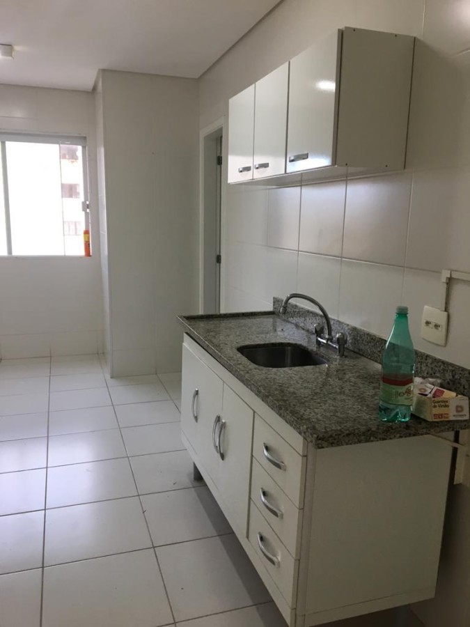 Apartamento à venda com 3 quartos, 6575m² - Foto 12