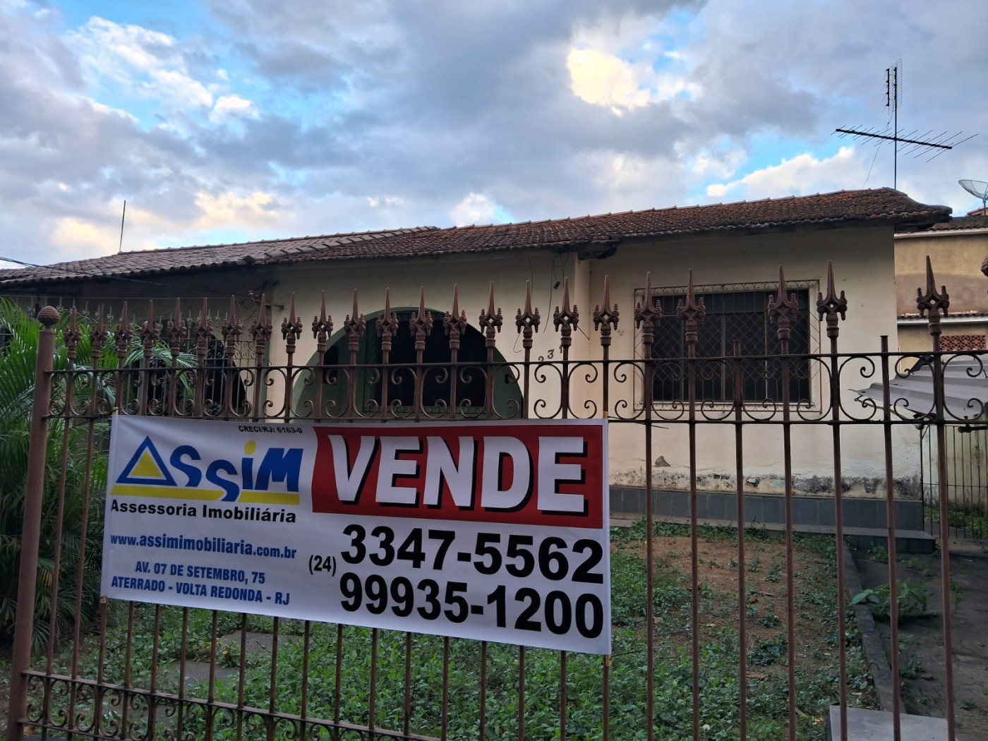 Casa à venda com 2 quartos, 190m² - Foto 2